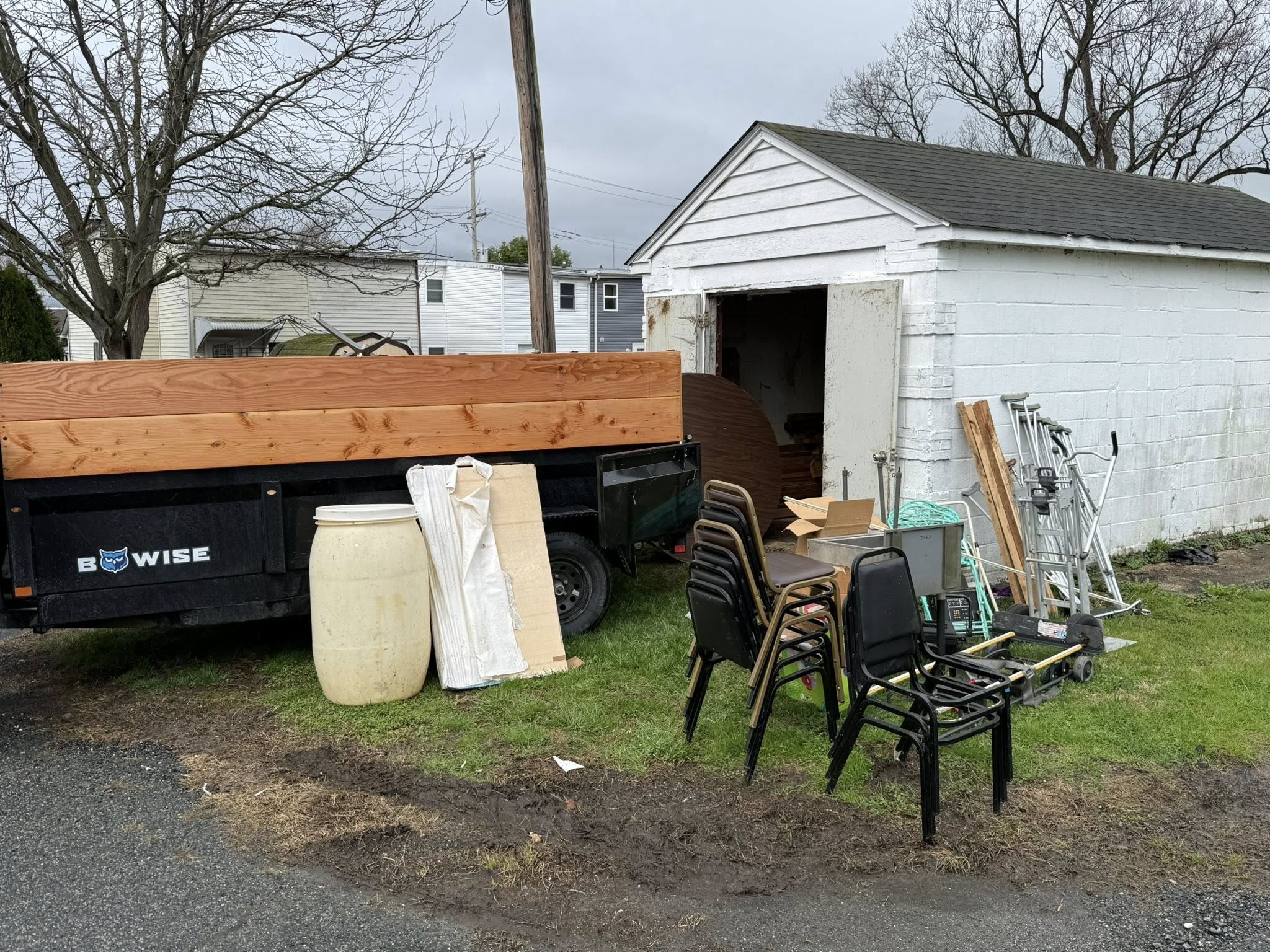 Junk removal job